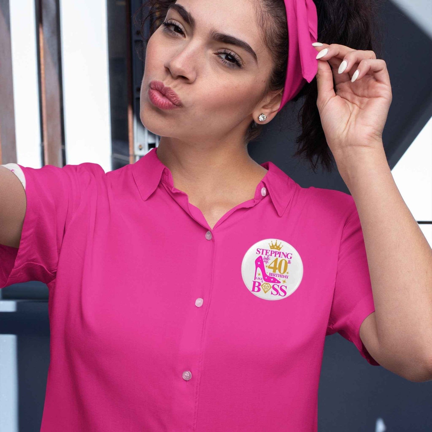 40th Birthday Badge for Women - Stylish Pin Button for Birthday Party Decorations, 2.32 In Size